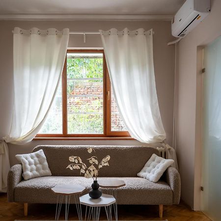 Beautiful Two-Bedroom Apartment In City Center 索菲亞 外观 照片