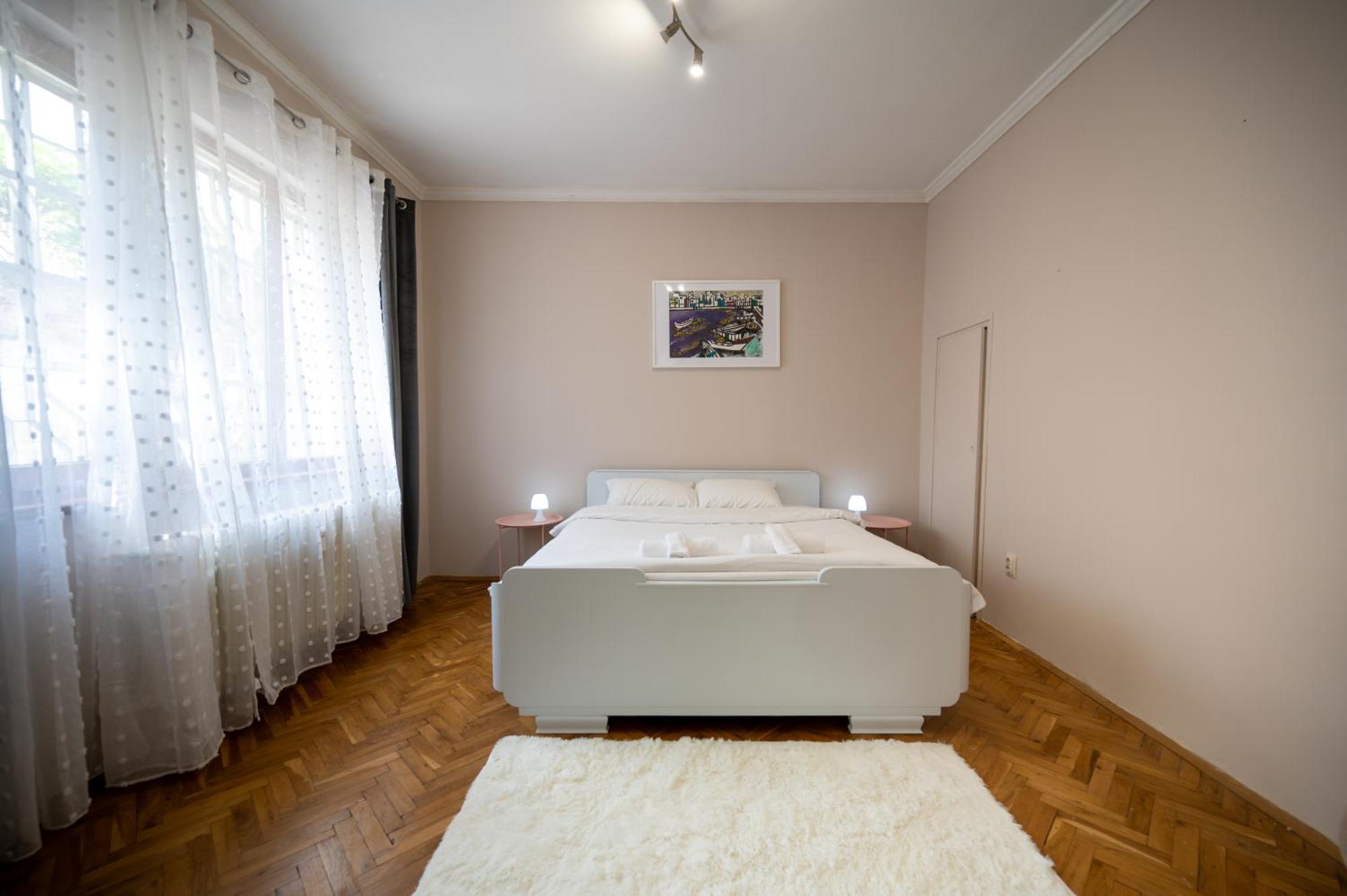 Beautiful Two-Bedroom Apartment In City Center 索菲亞 外观 照片